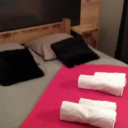 Chez La Sapone Apartment *